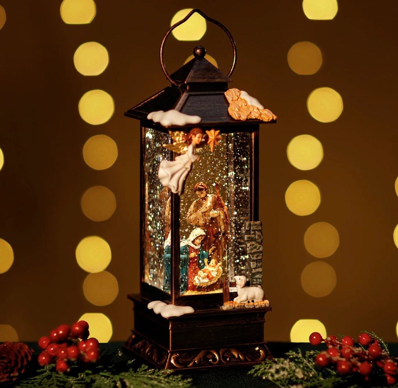 🎄 Snowing Angle Malta Lantern w/ Holy Family