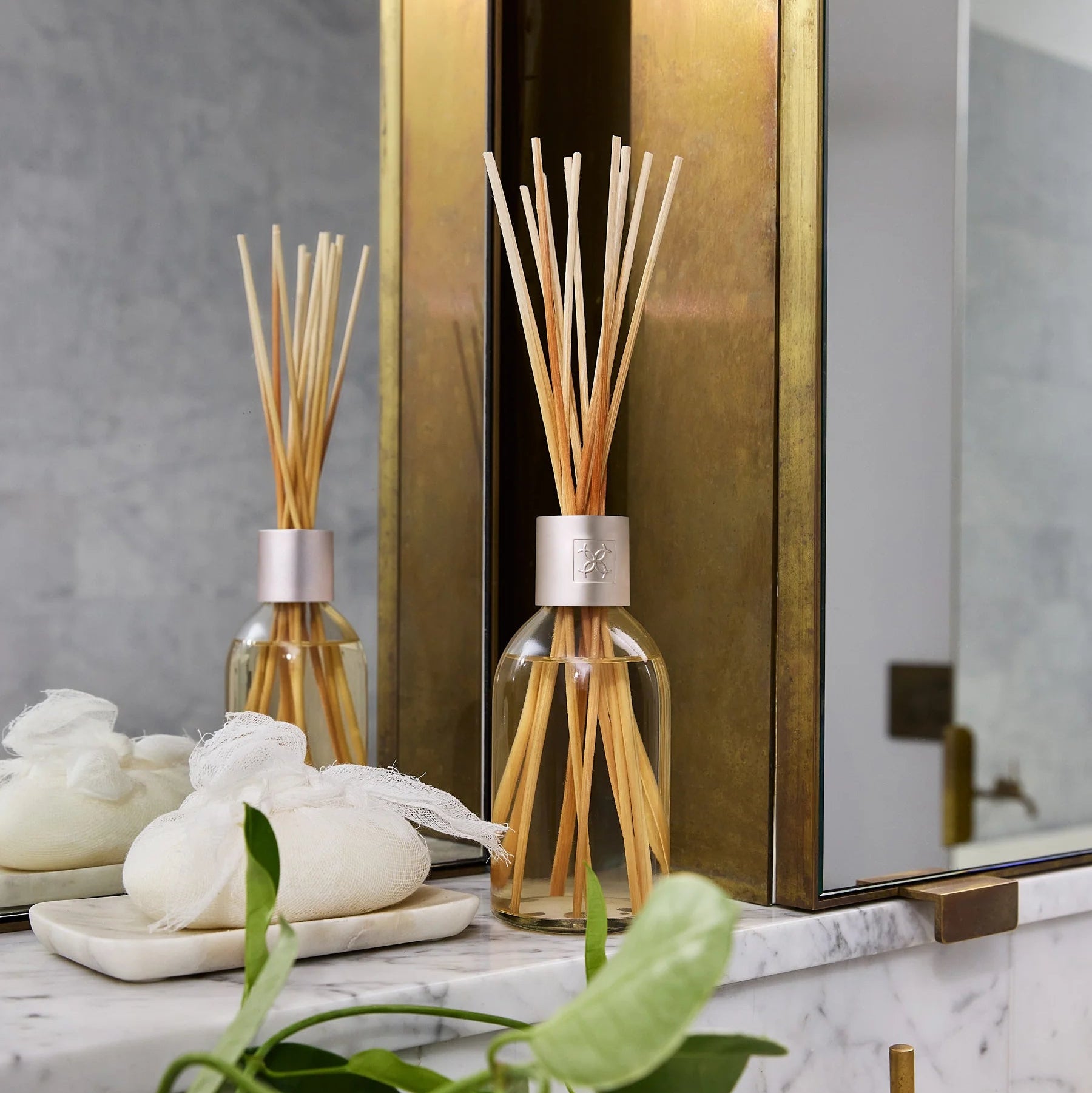 Amber & Sandalwood 250mL Fragrance Diffuser