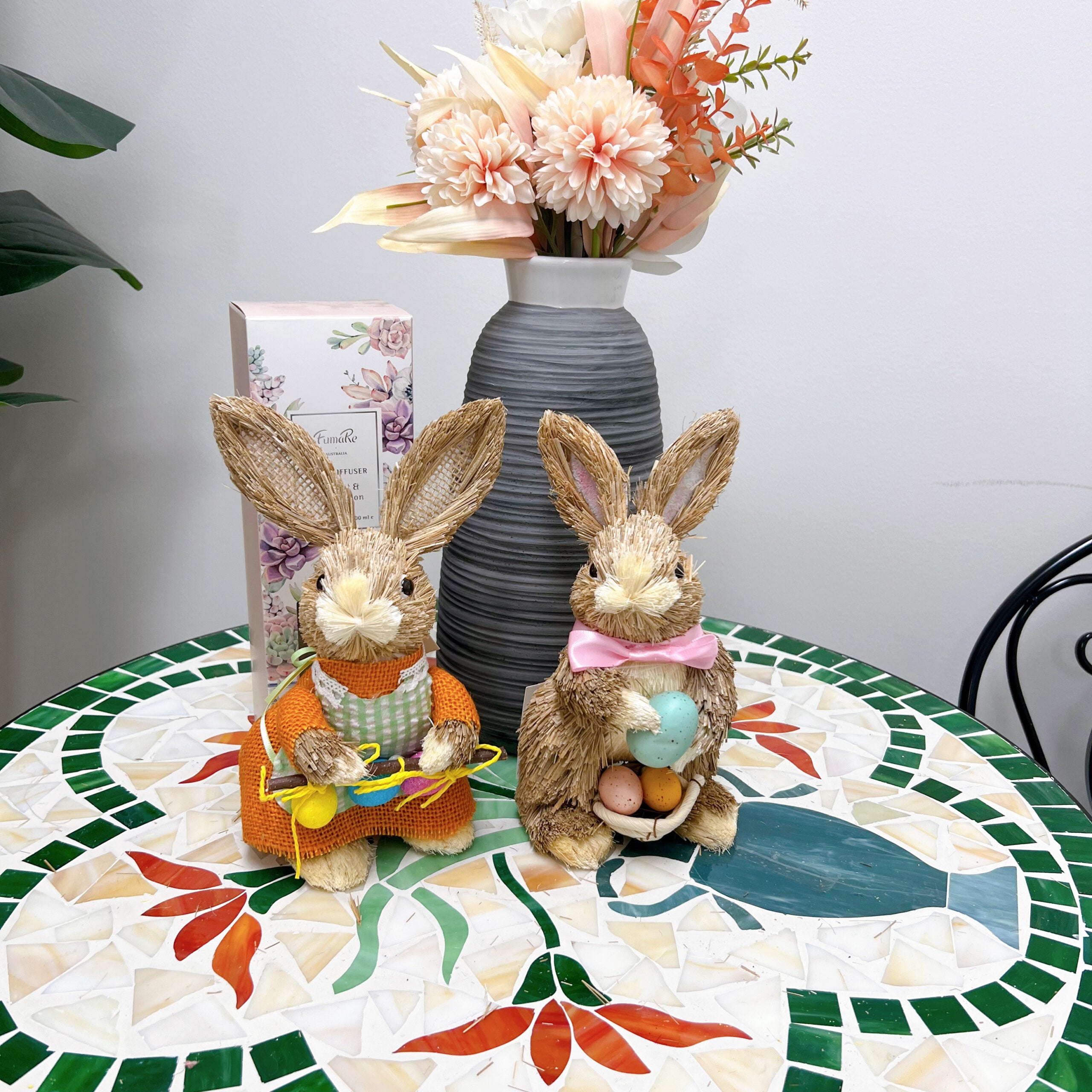 Bunny 21cm with Eggs