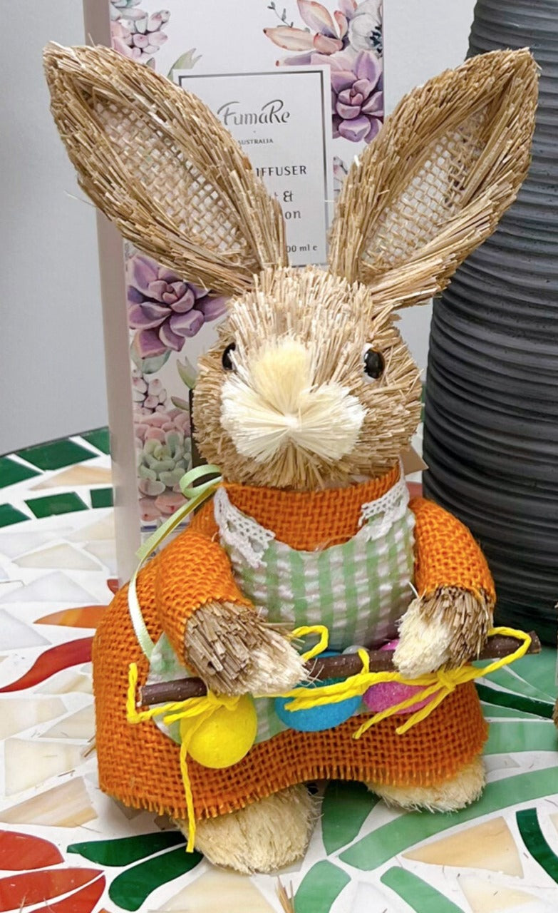 Bunny 21cm with Eggs