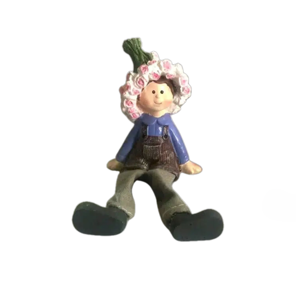 Rose Head Shelf Sitters - Robbie & Suz