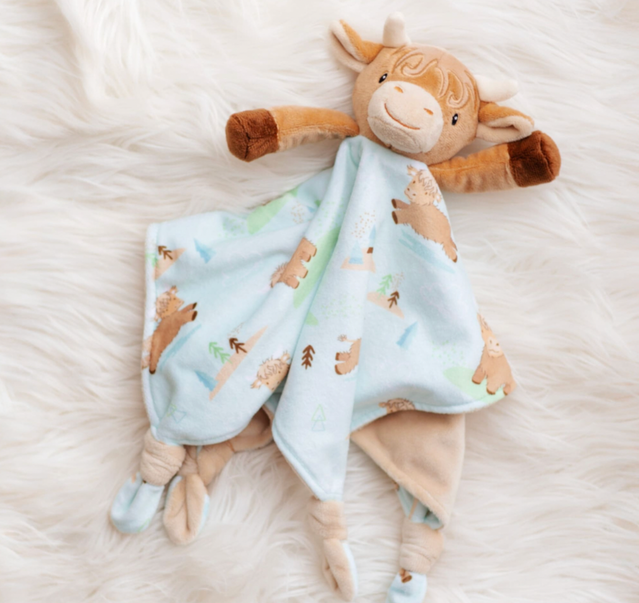 Mary Meyer Hetty Highland Cow Character Blanket